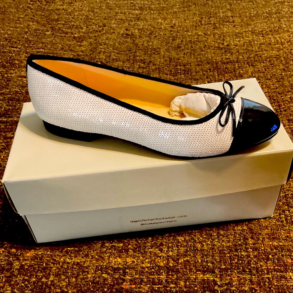 New Marc Fisher Jodi ballerina flats